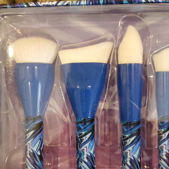 Limited Edition Sonia Kashuk makeup brushes - Picture 2 of 4